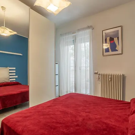 Guesthost - Garbatella Comfy ローマ