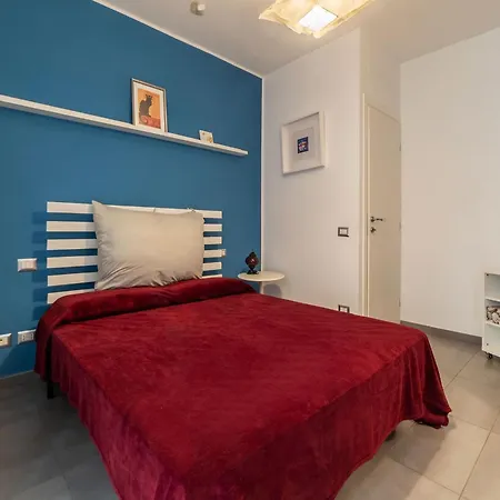 Guesthost - Garbatella Comfy * ローマ