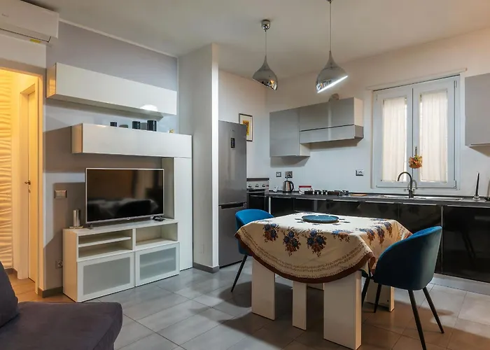 Guesthost - Garbatella Comfy 로마